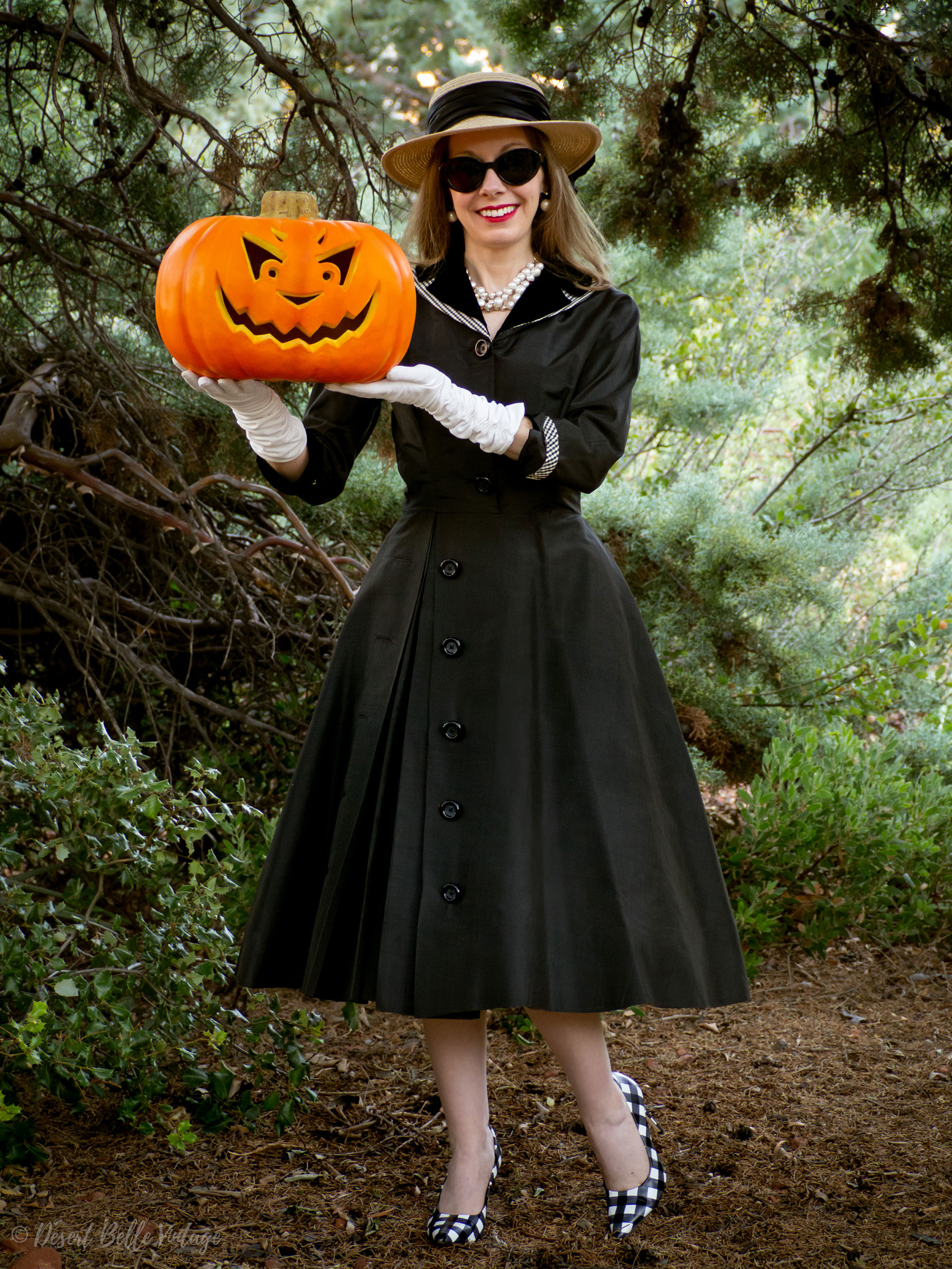 A Halloween with Hattie Carnegie Desert Belle Vintage